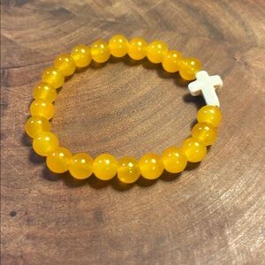 NWT Handcrafted Marigold Beaded Howlite Cross Bracelet